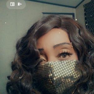 Meet your Posher, Coronda